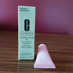 *Price Drop* New Clinique moisture surge lip